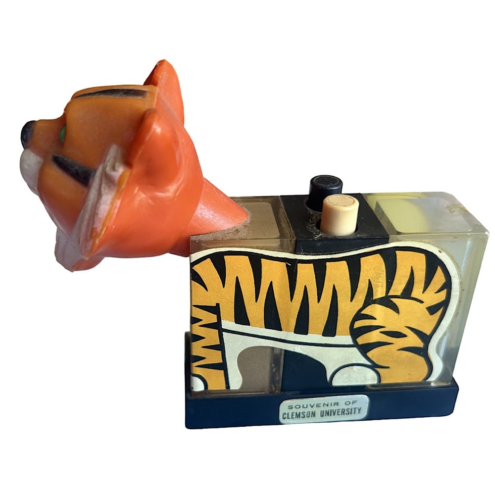 Vintage 1970’s Clemson University Tiger push top Salt & Pepper Shakers-plastic